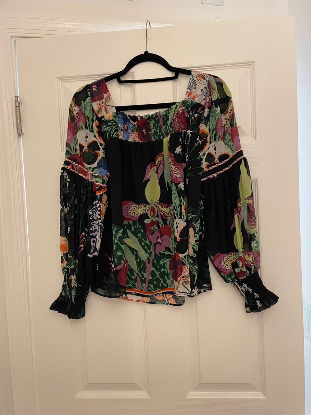 Anthropologie Floral  Blouse in Black and Green - Picture 6 of 6